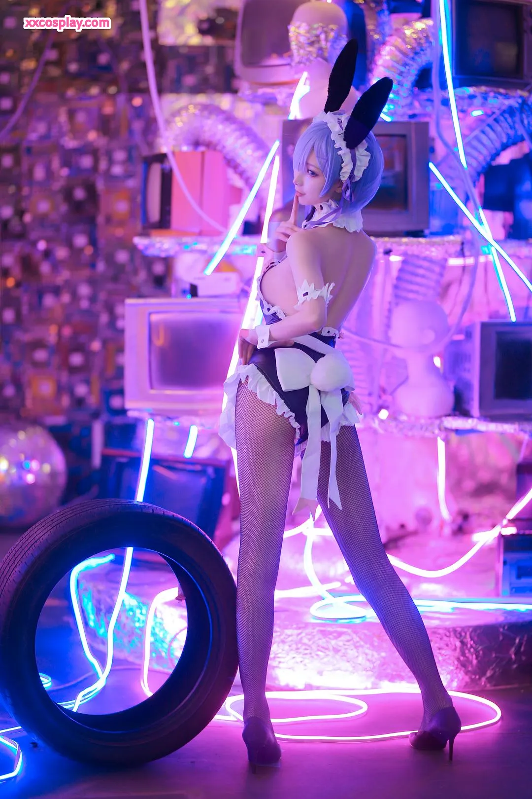 Fengjiangjiangv: Rem Bunny Girl